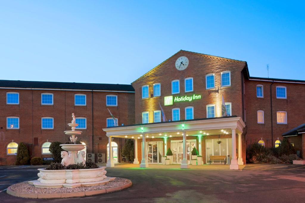 Holiday Inn, Corby